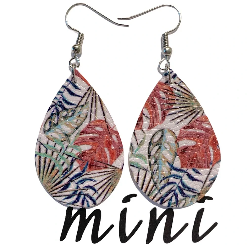 🖤Pick any 3 for $12🖤 Mini Faux Leather Teardrop Earrings - Picture 1 of 6